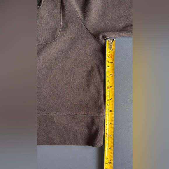 Madewell Black Crewneck Sweatshirt with Front Pocket – Size M    SKU11 - Picture 12 of 13